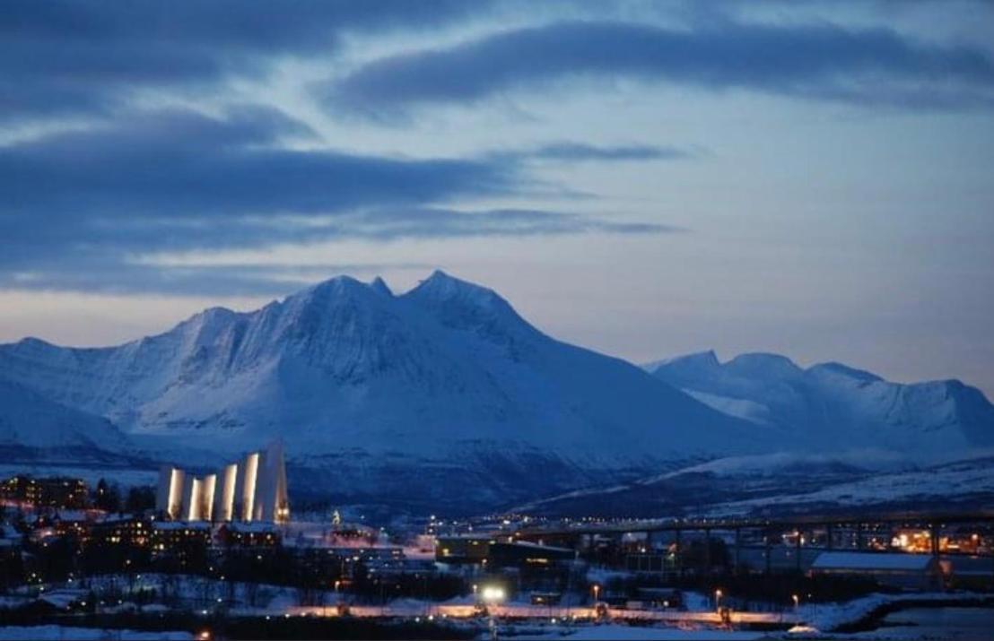 Polar Arctic View - Free Parking! Apartment Tromso Luaran gambar